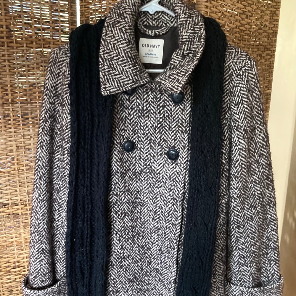 Old navy women’s winter coat. Size M